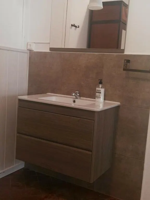 Hostal Dragonflybcn Barselona İspanya