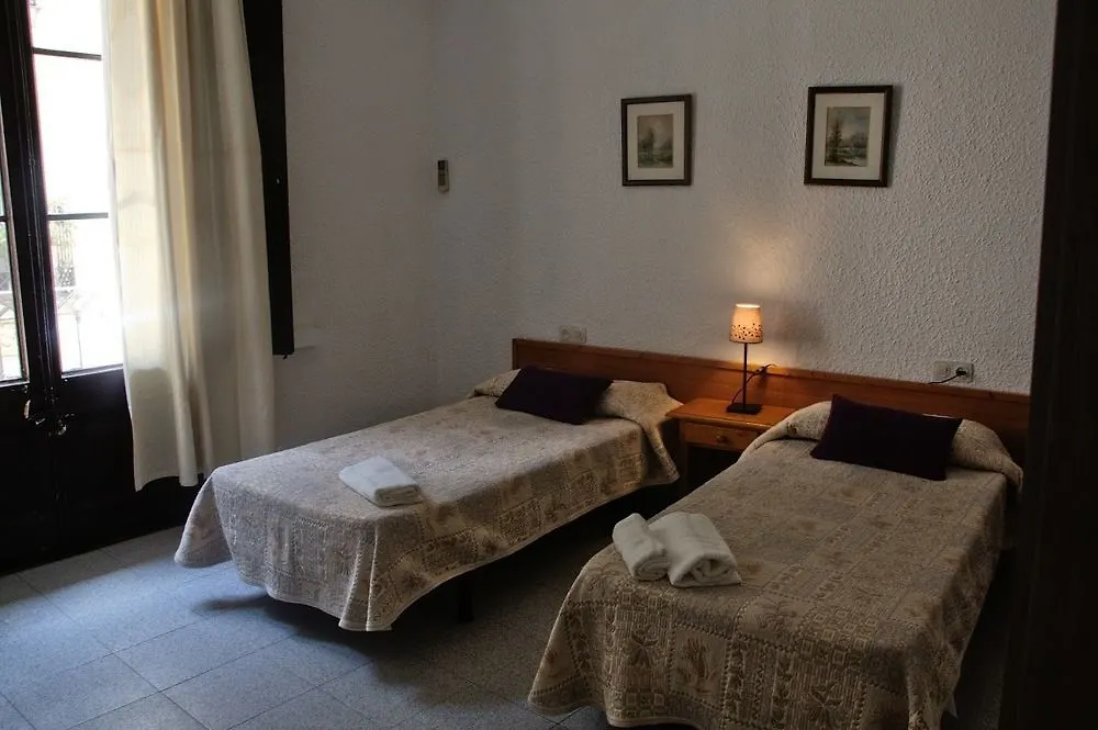 Hostal Dragonflybcn Barselona İspanya