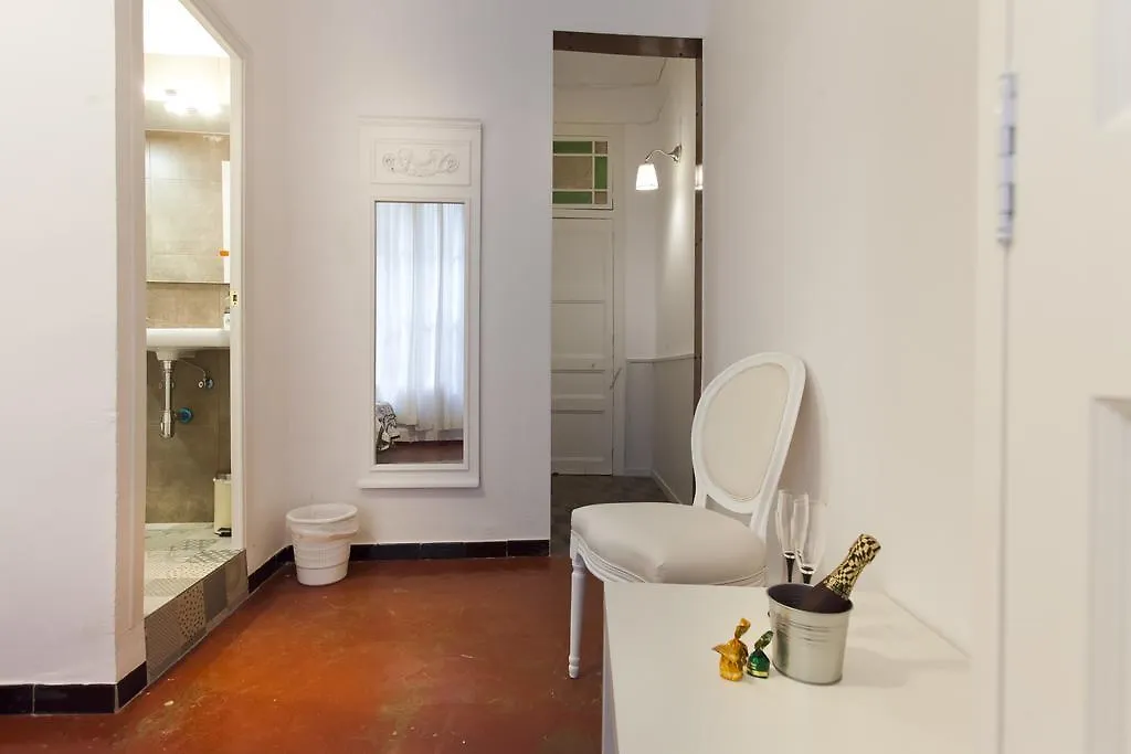 Hostal Dragonflybcn Barselona