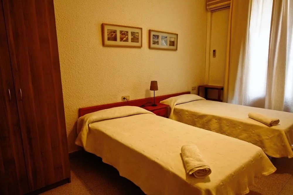 Gasthuis Hostal Dragonflybcn Barcelona